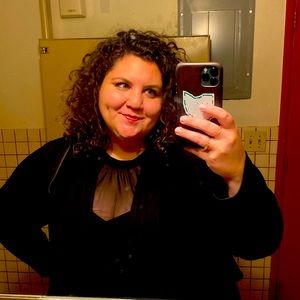 Meet your Posher, Ashley